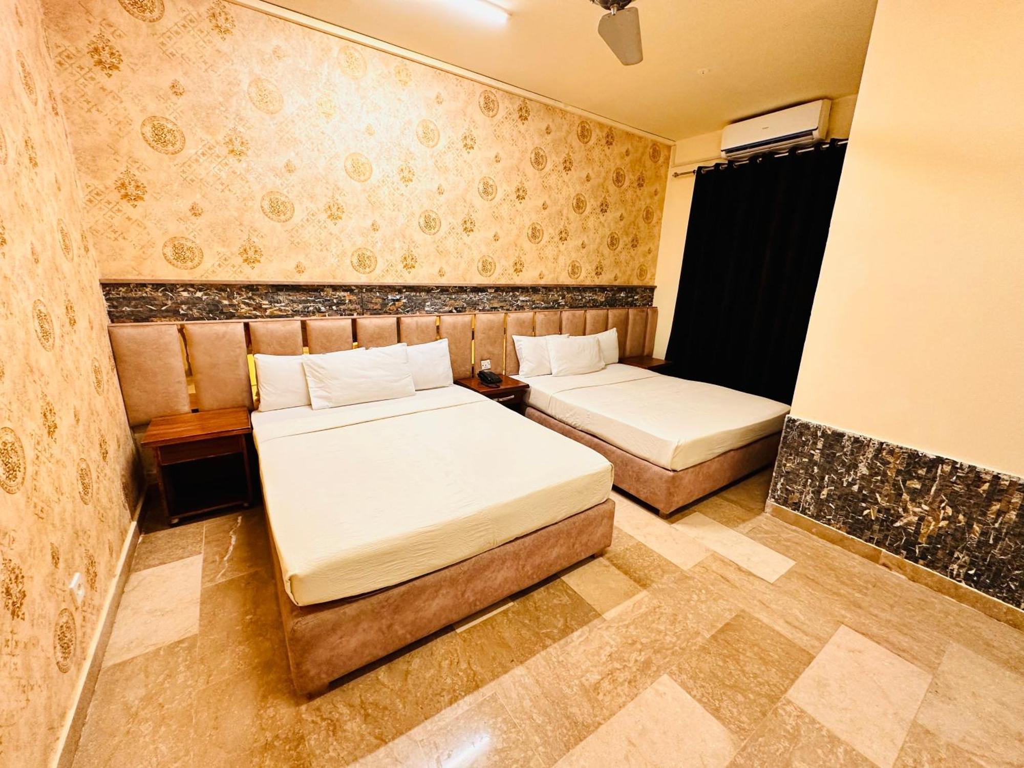 Blue Moon Residency Jinnah Super 伊斯兰堡 外观 照片