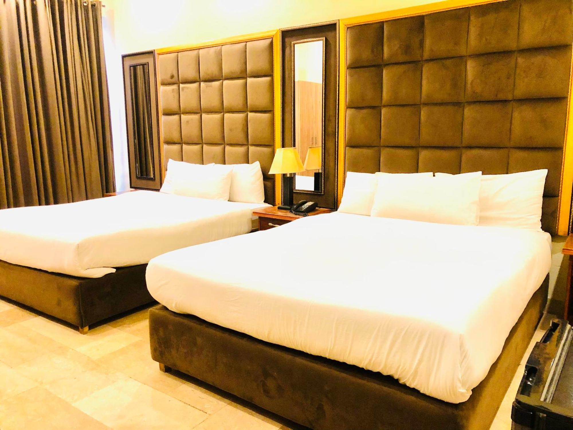 Blue Moon Residency Jinnah Super 伊斯兰堡 外观 照片